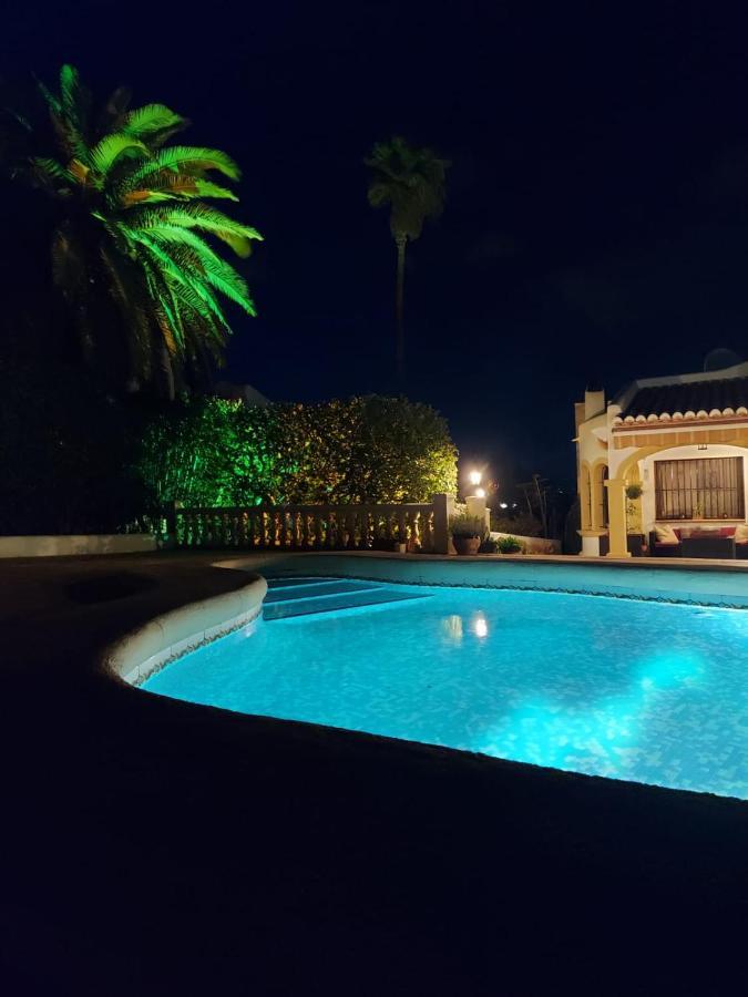 Cassandra - Beautiful Private Villa With Heated Pool Included Jávea Eksteriør billede