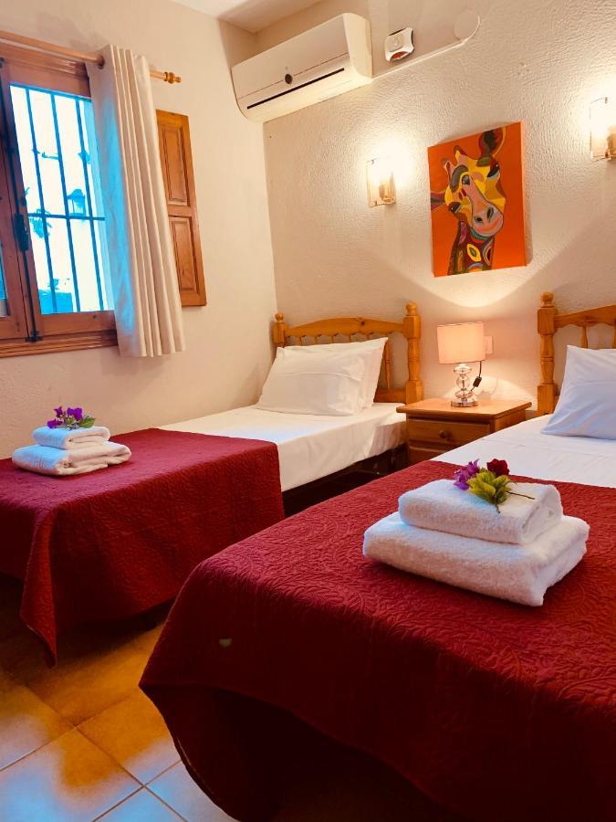 Cassandra - Beautiful Private Villa With Heated Pool Included Jávea Eksteriør billede