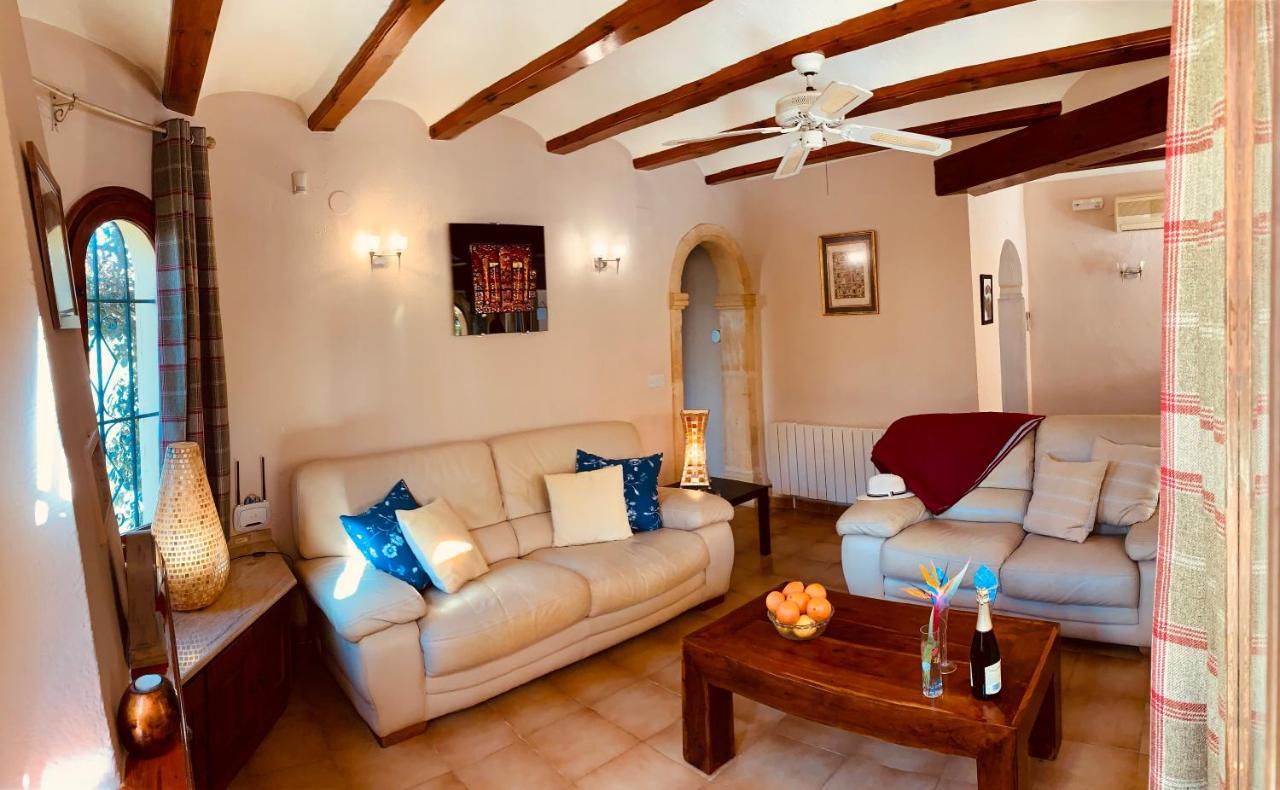 Cassandra - Beautiful Private Villa With Heated Pool Included Jávea Eksteriør billede